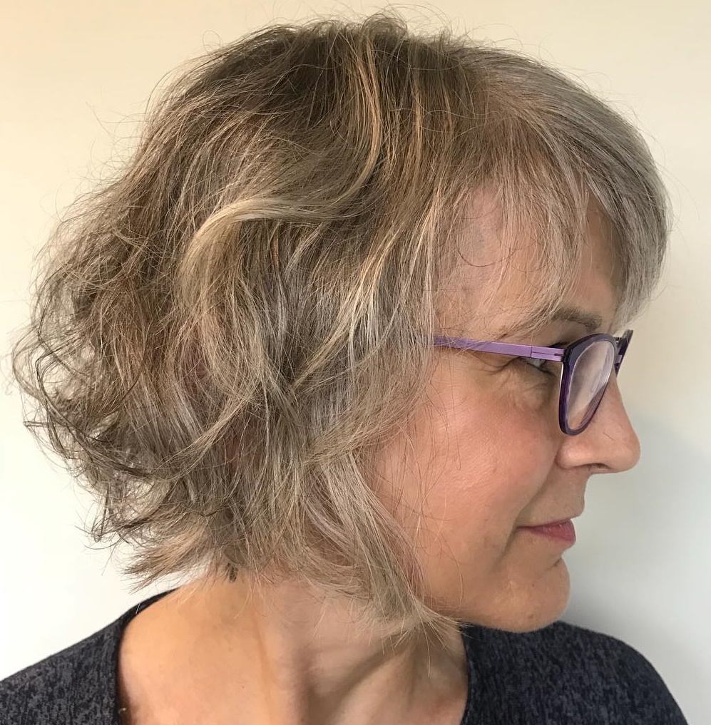 Nice Wavy Bob With Bangs