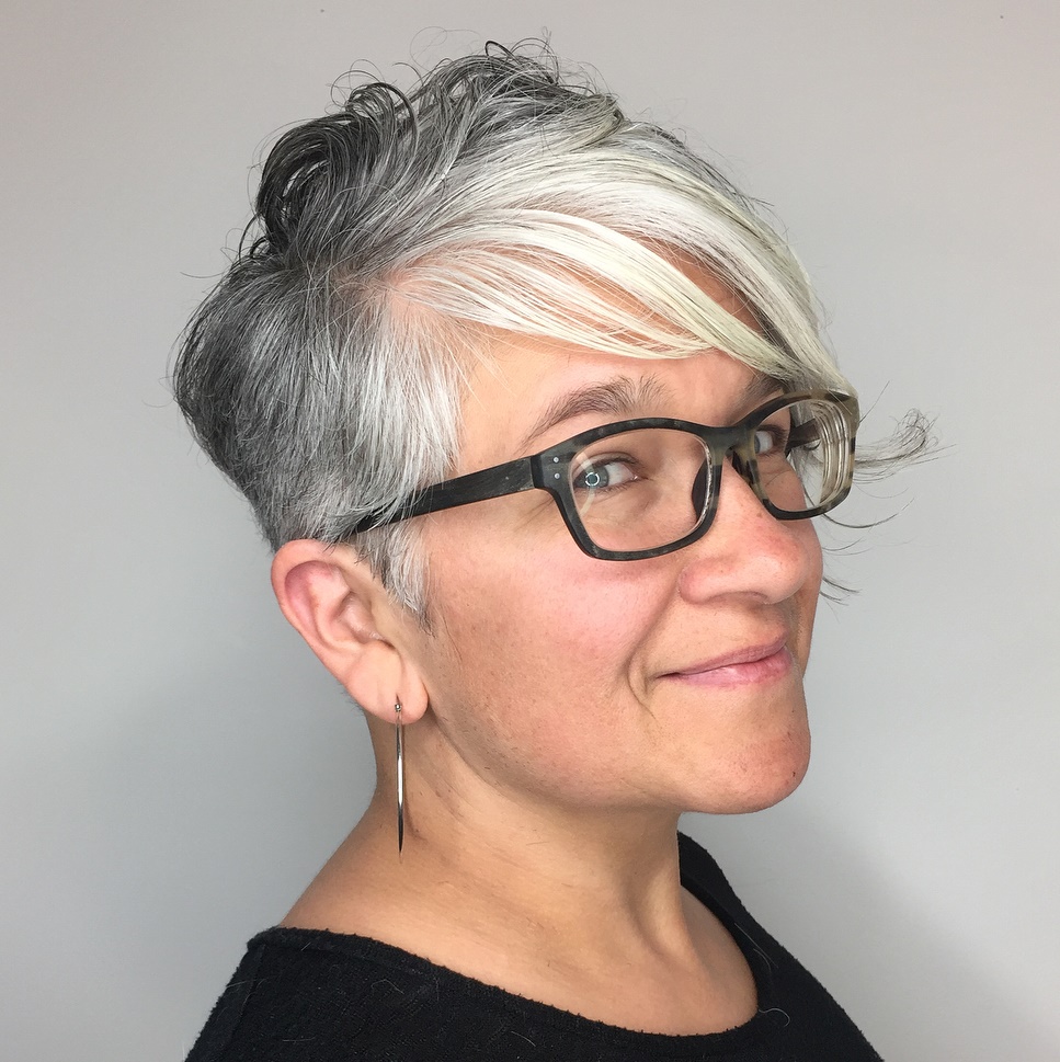 50+ Short Gray Pixie With Long Side Bangs