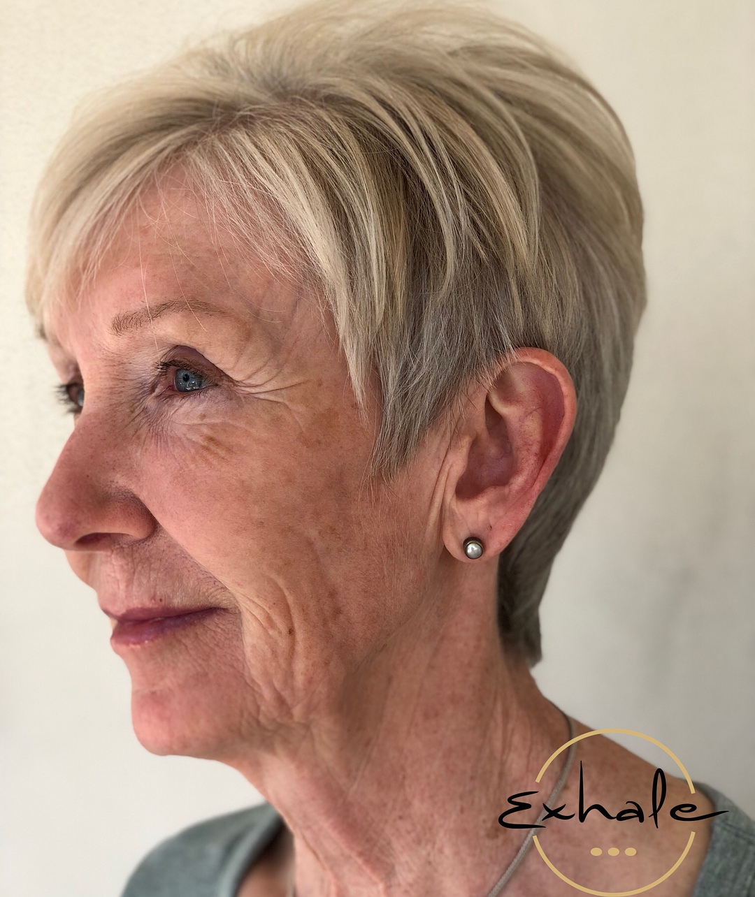 Tapered Gray Blonde Pixie