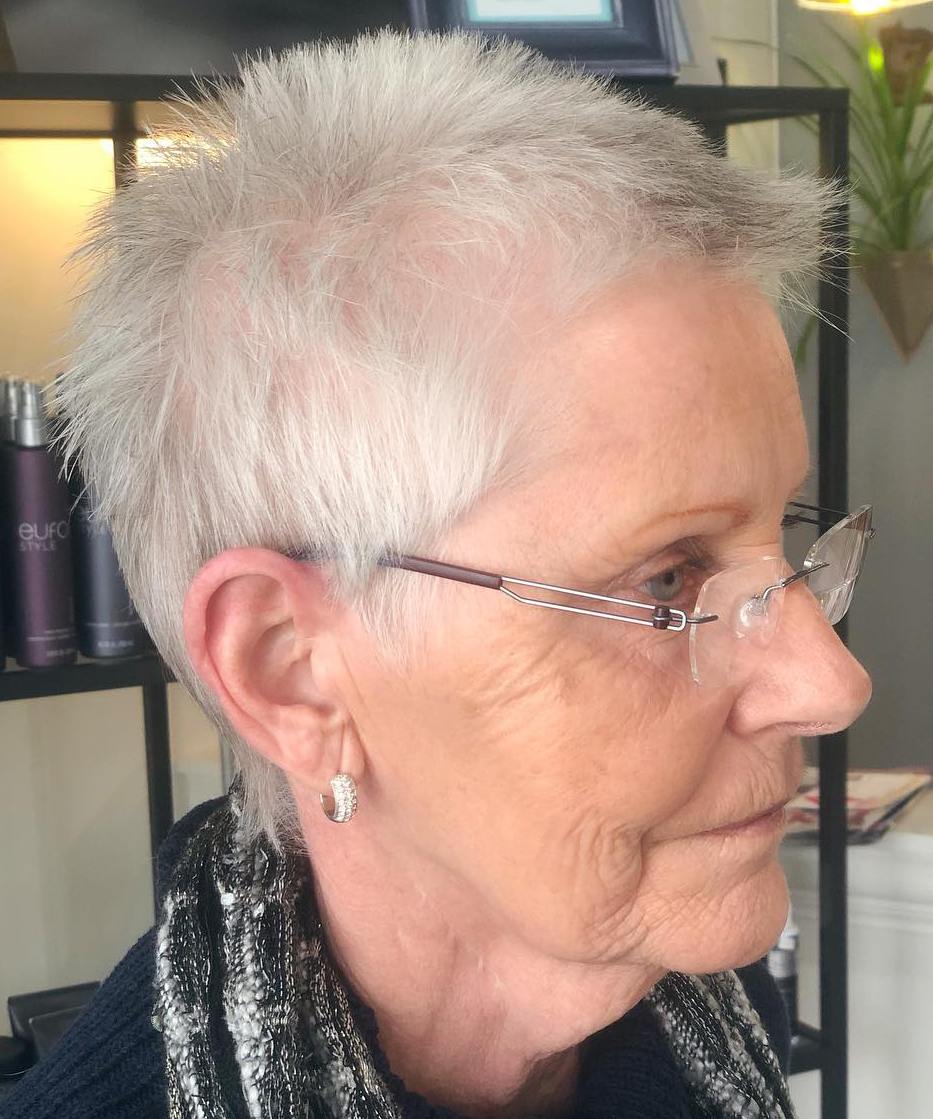 Women's Gray Buzz Cut For Fine Hair
