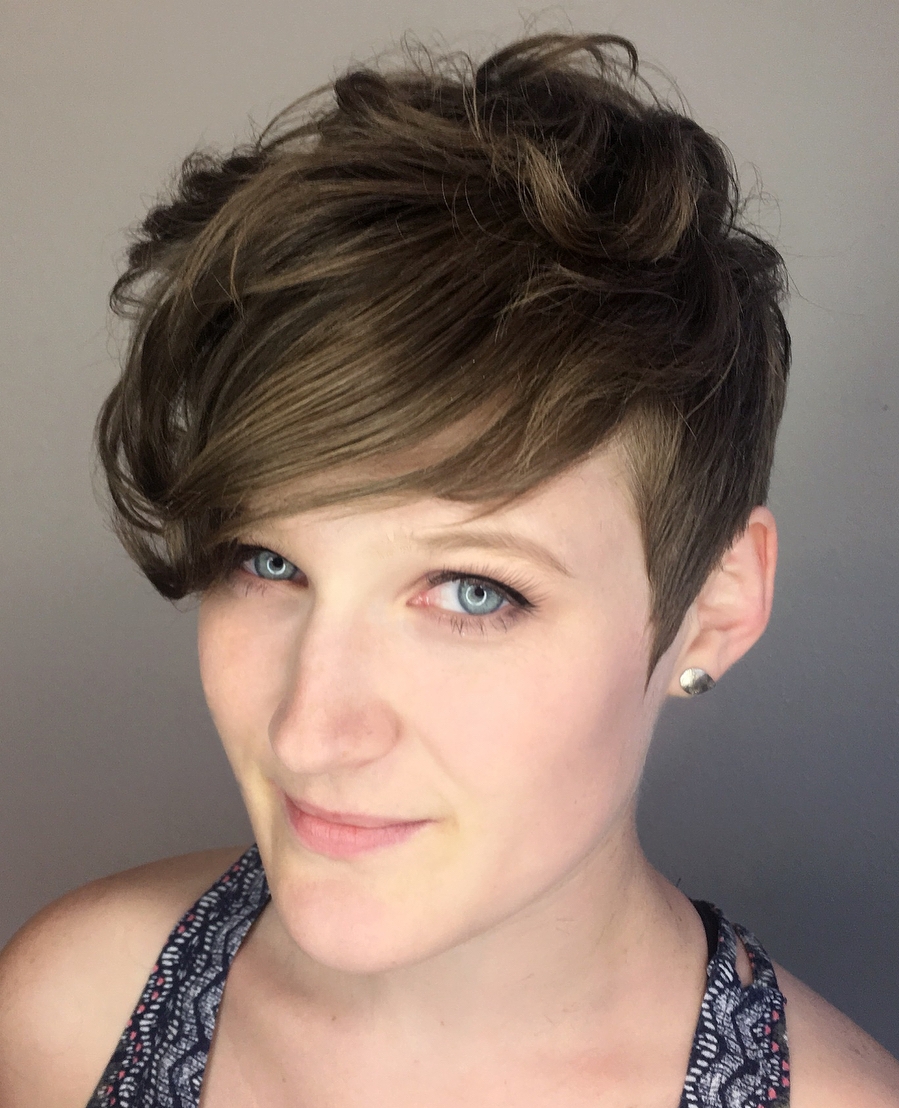 Wavy Pixie With Angled Sideburns