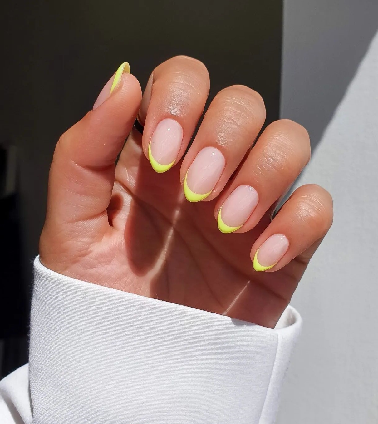 60 Stylish Almond Nails Every Trendy Woman Should Rock - Hairstylery