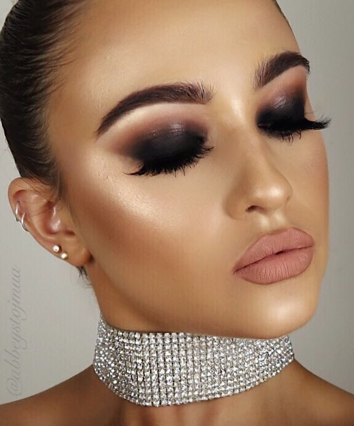 30 Stunning Prom Makeup Looks For Every