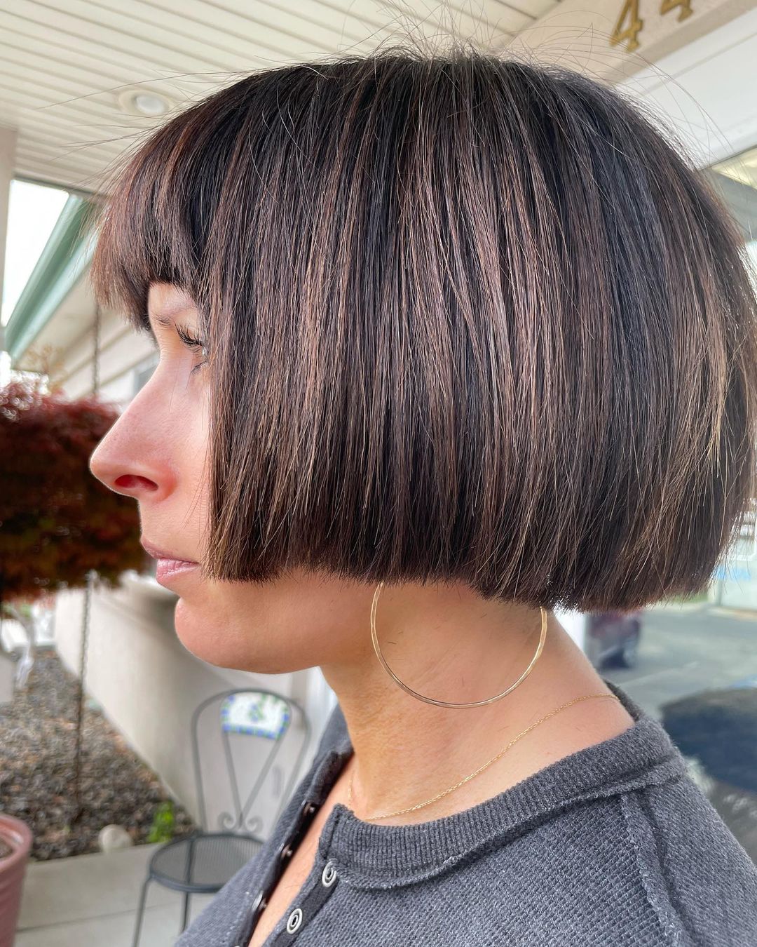 0Blunt Bob Cut on Thick Straight Hair