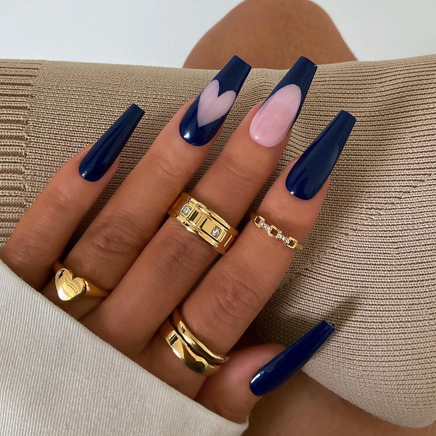 Dark Navy Blue Nails