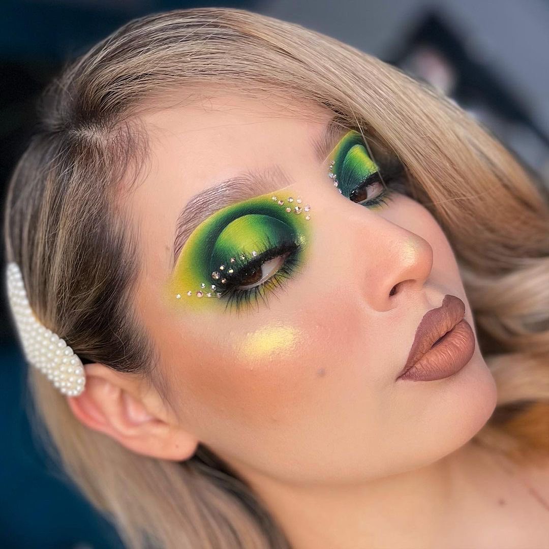Green-to-Yellow Glam Makeup with Rhinostones