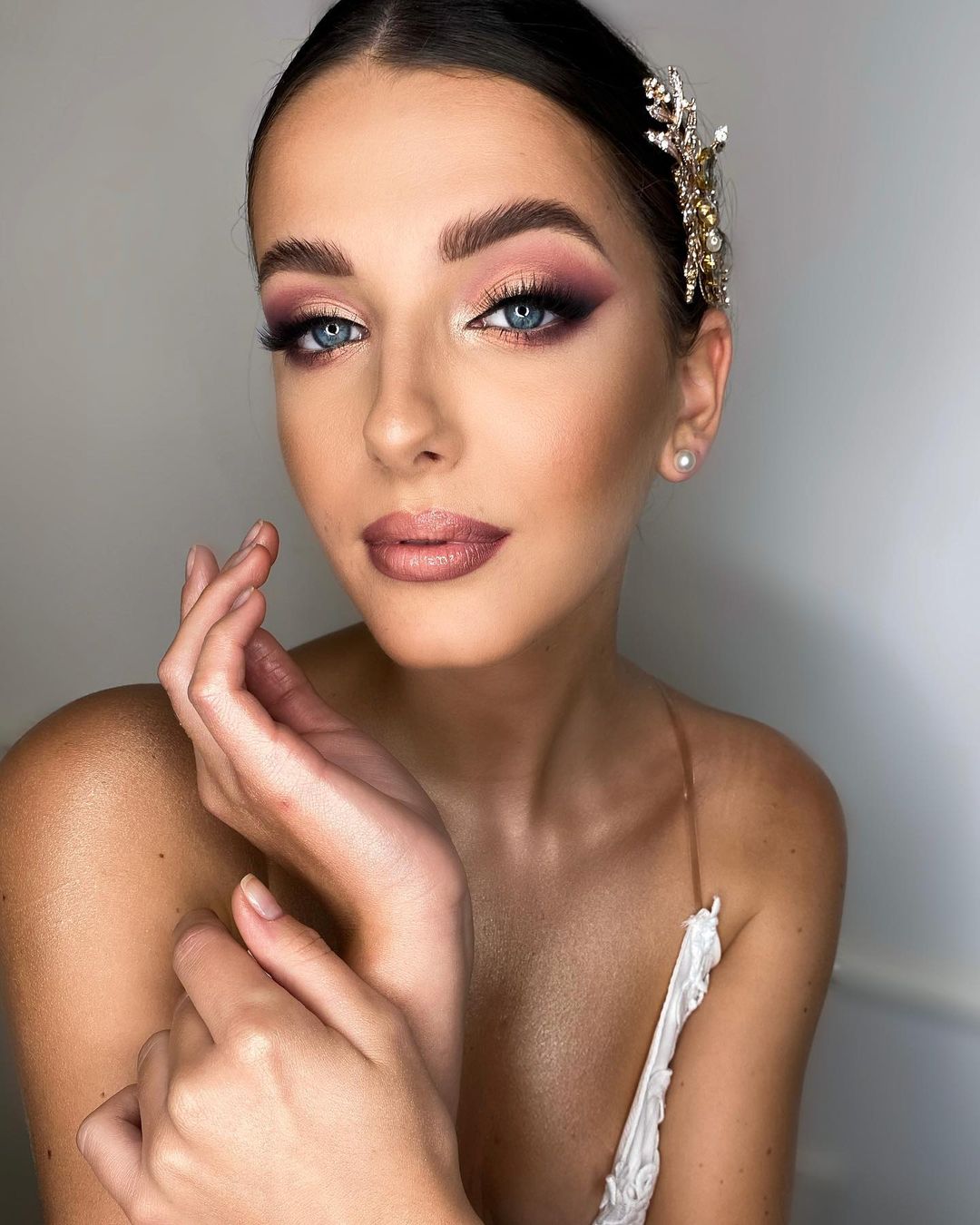 pink wedding makeup