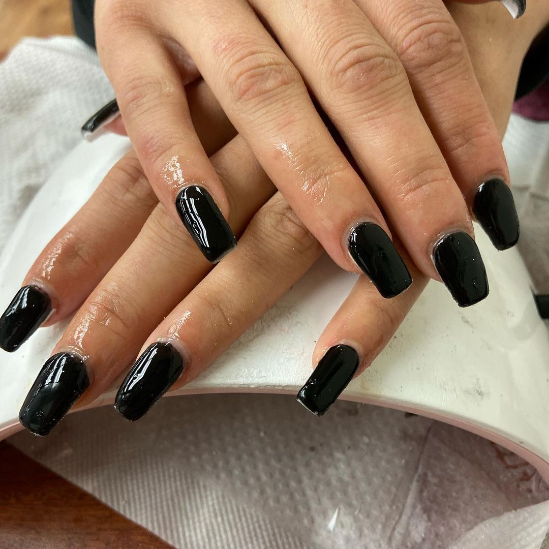 Coffin Black Acrylic Nails