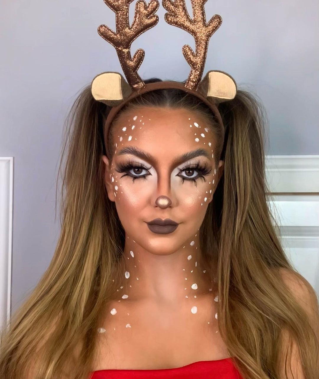 37 Different Christmas Makeup Looks for this Holiday Season - Hairstyle