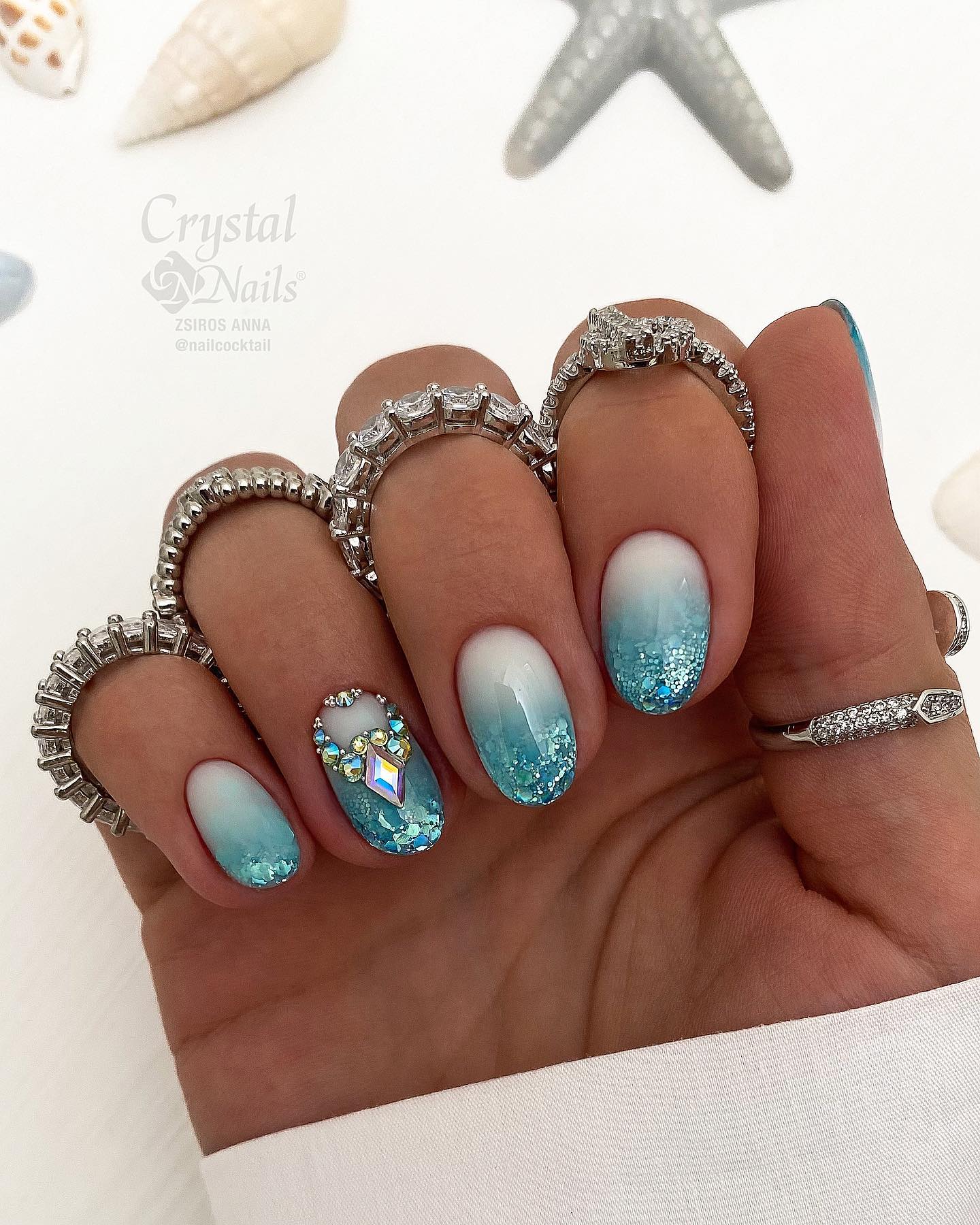 Short Oval Ombre Nails with Rhinestones