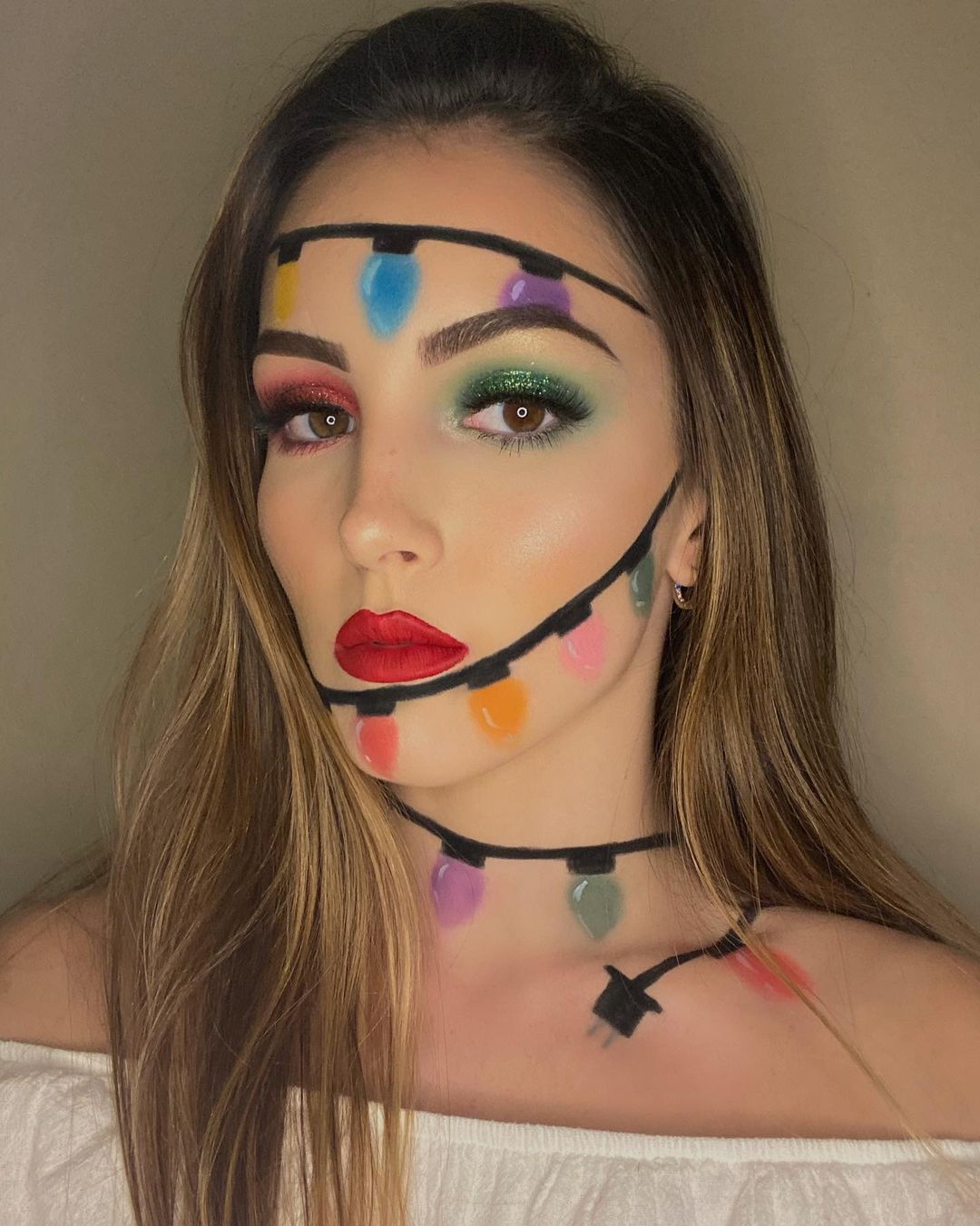 37 Different Christmas Makeup Looks for this Holiday Season Hairstyle