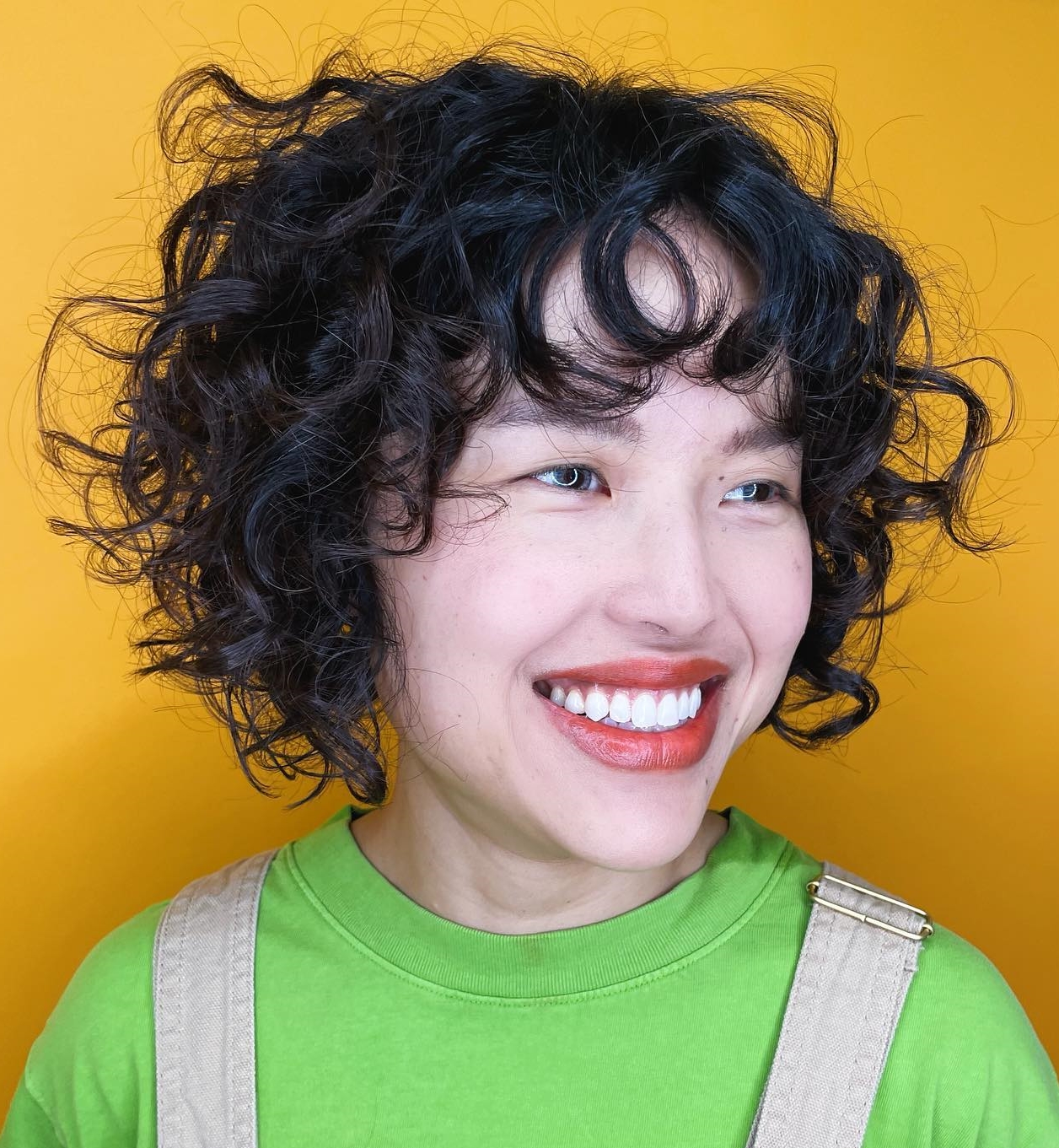 Messy Curly Bob Haircut on Black Hair