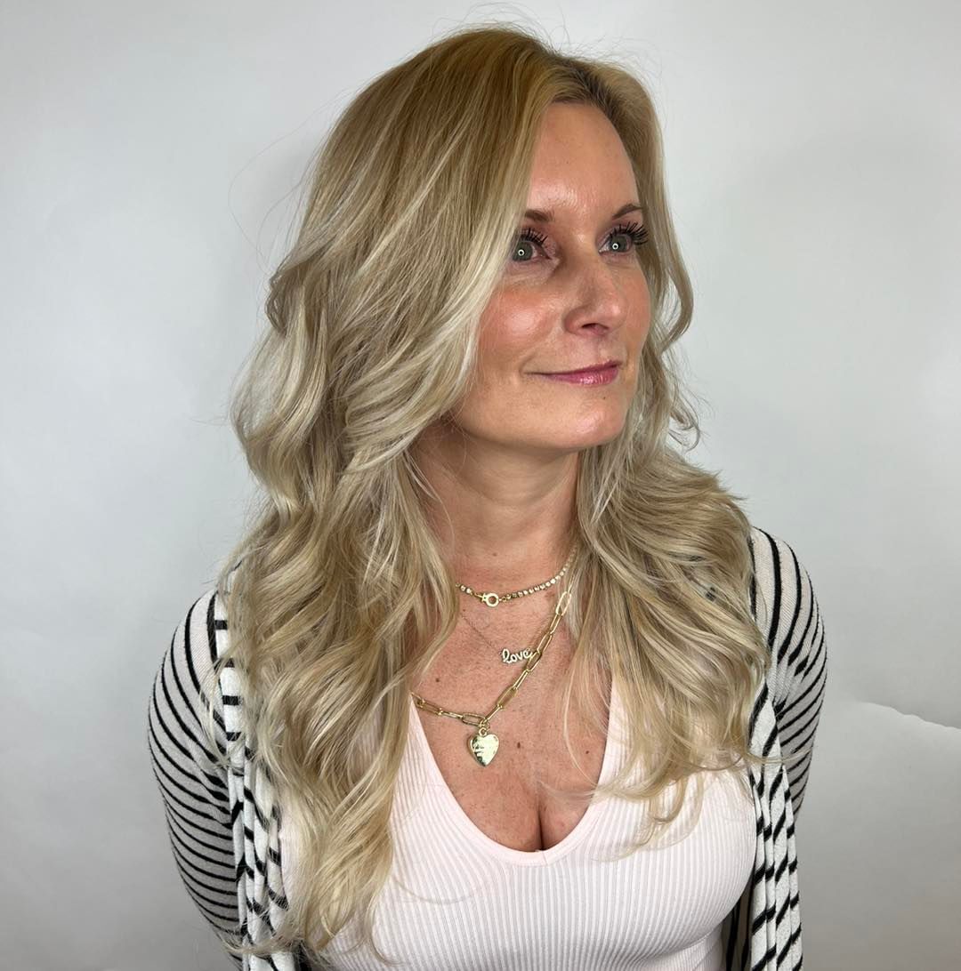 Long Blonde Hairstyle for Mature Women