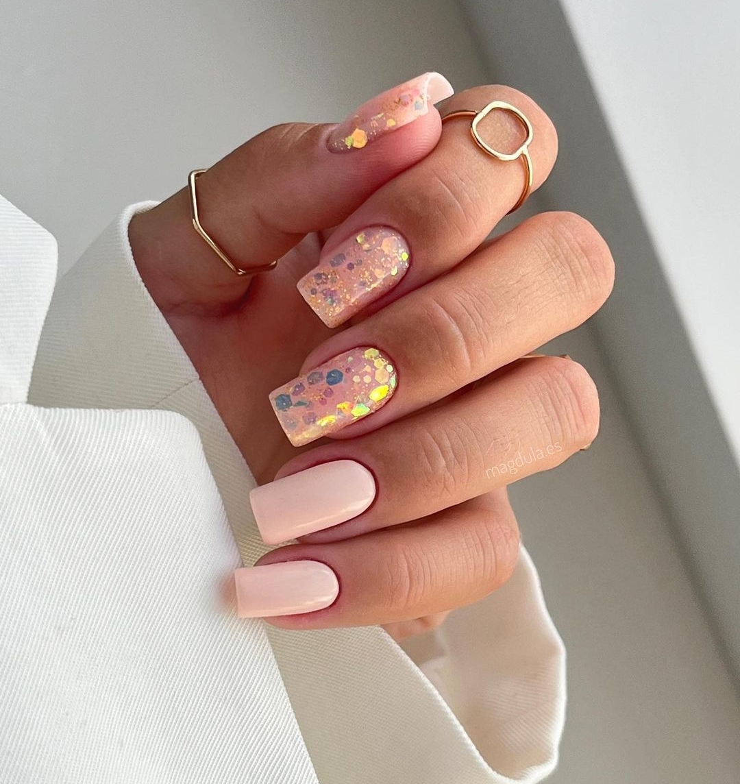 Square Nude Nails with Glitter