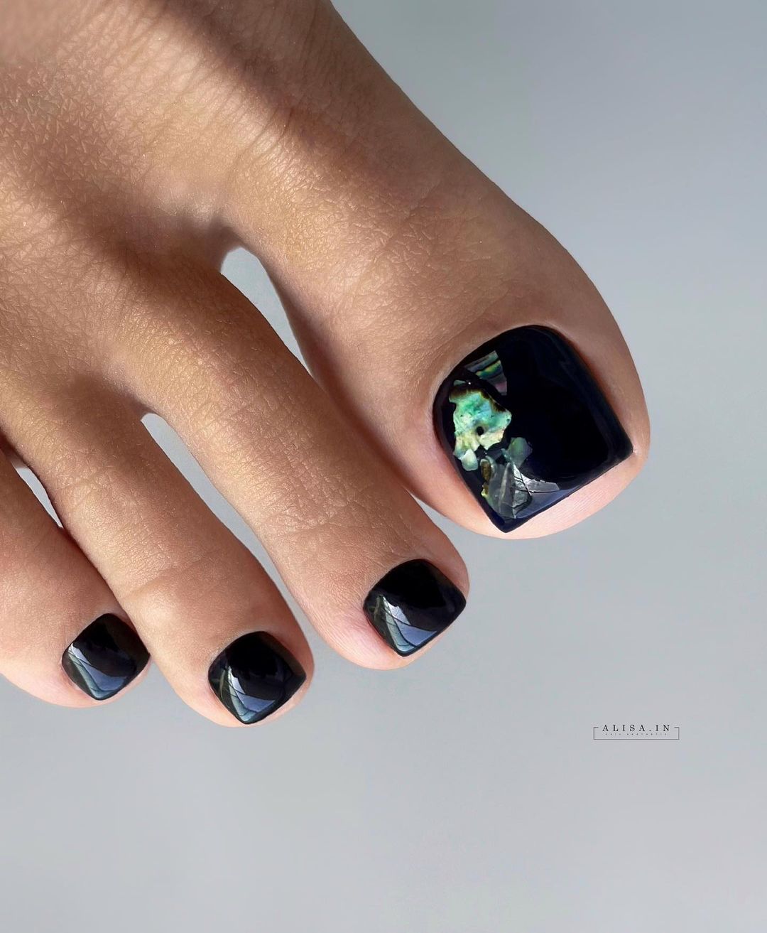 Black Glossy Pedicure with Glitter