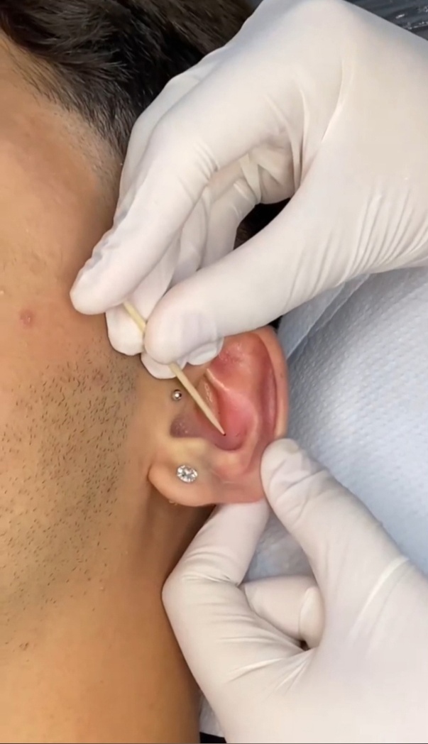 Cool Ear Hole Piercing Style