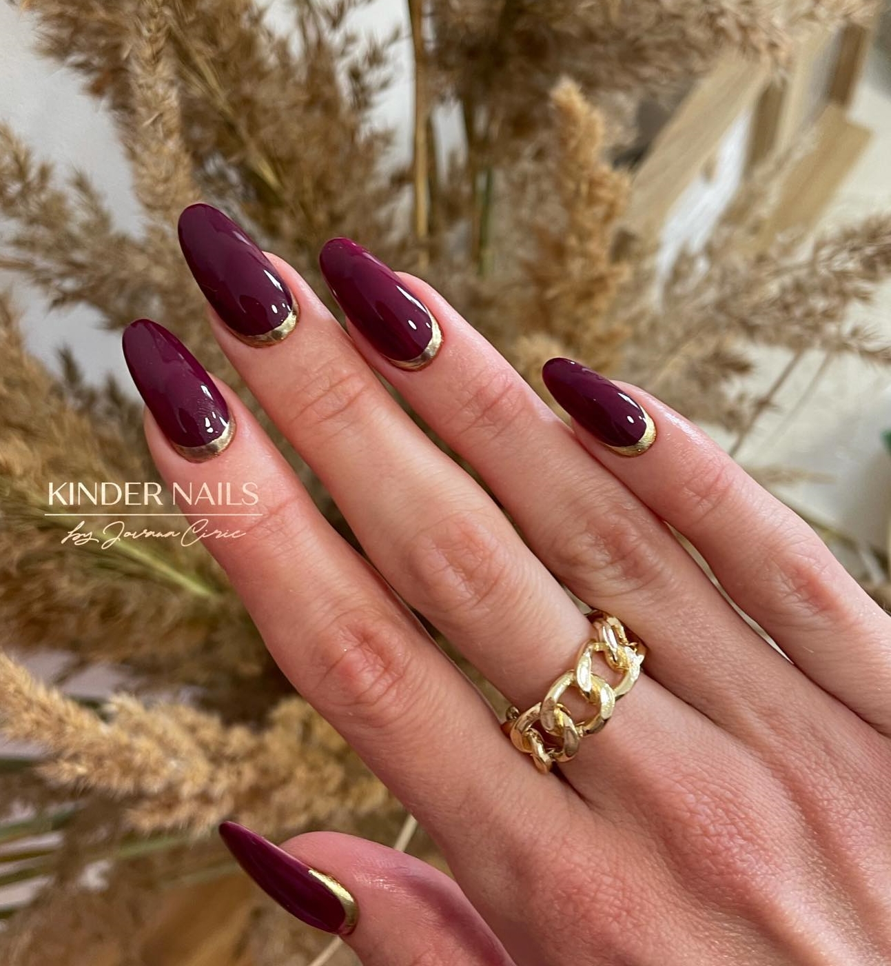 45 Impressive Red Nails Designed to Dazzle in Spring - Hairstylery 45 Impressive Red Nails Designed to Dazzle in Spring - Hairstylery