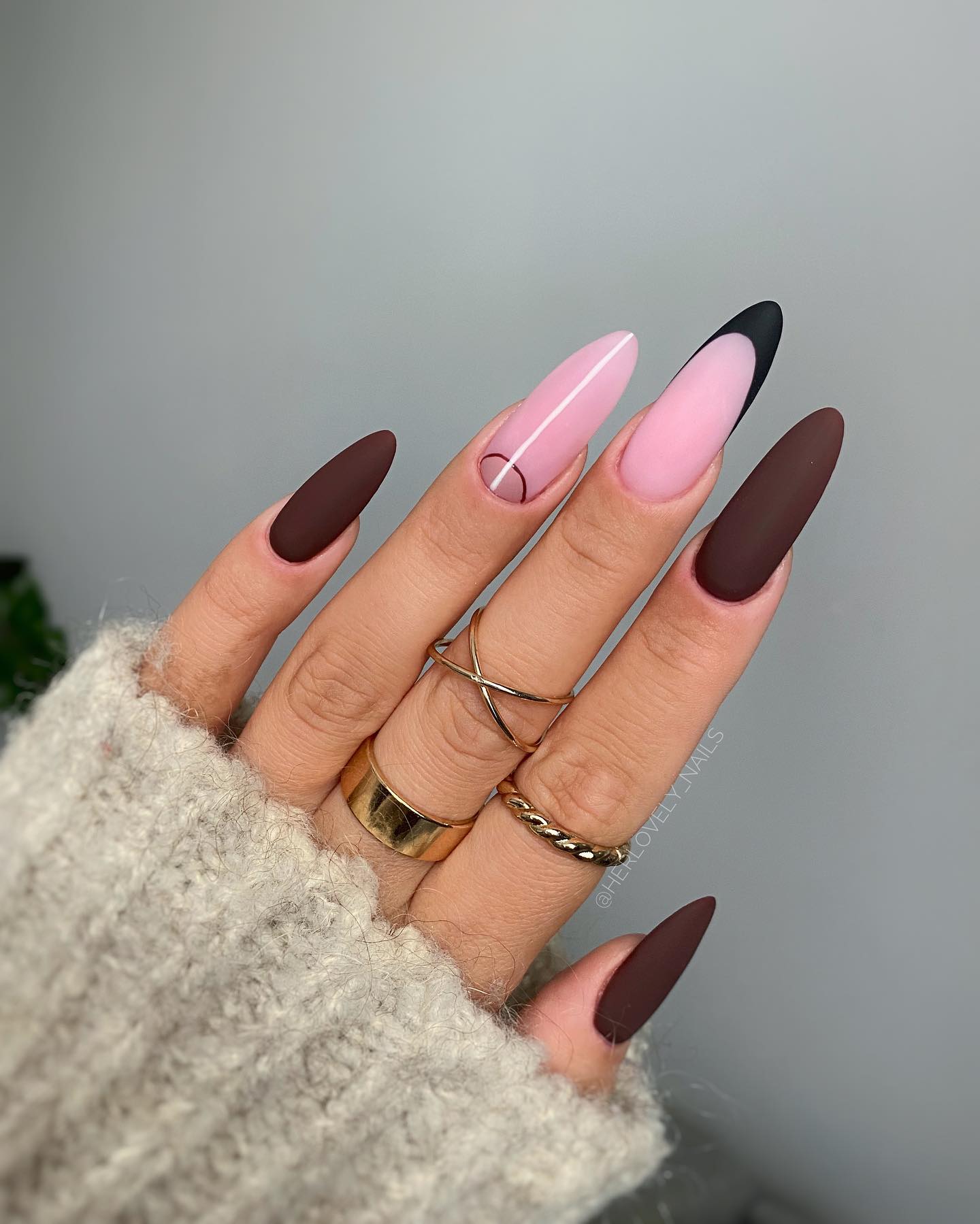 Dark Brown and Pink Nails Combo