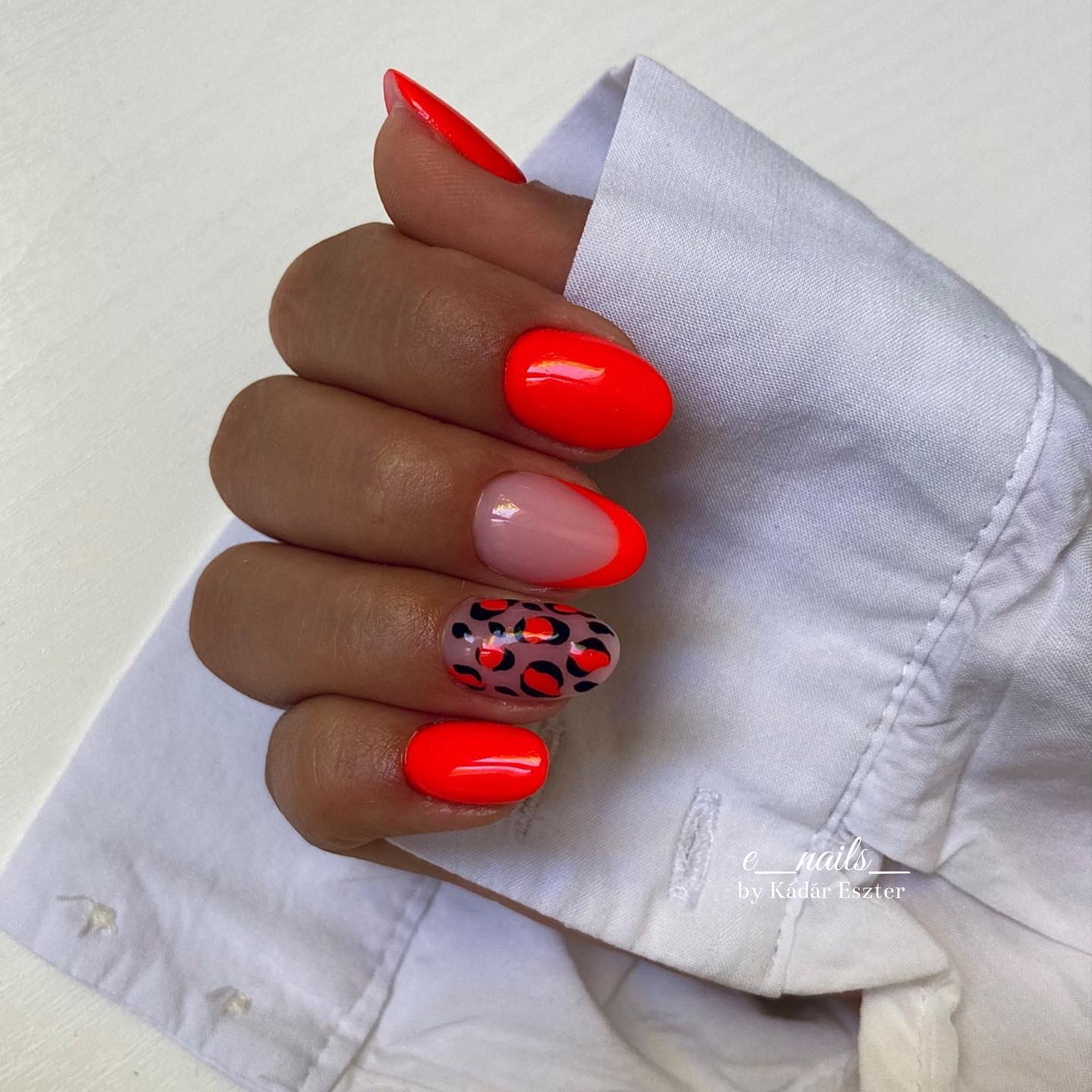 Short Round Red Neon Nails