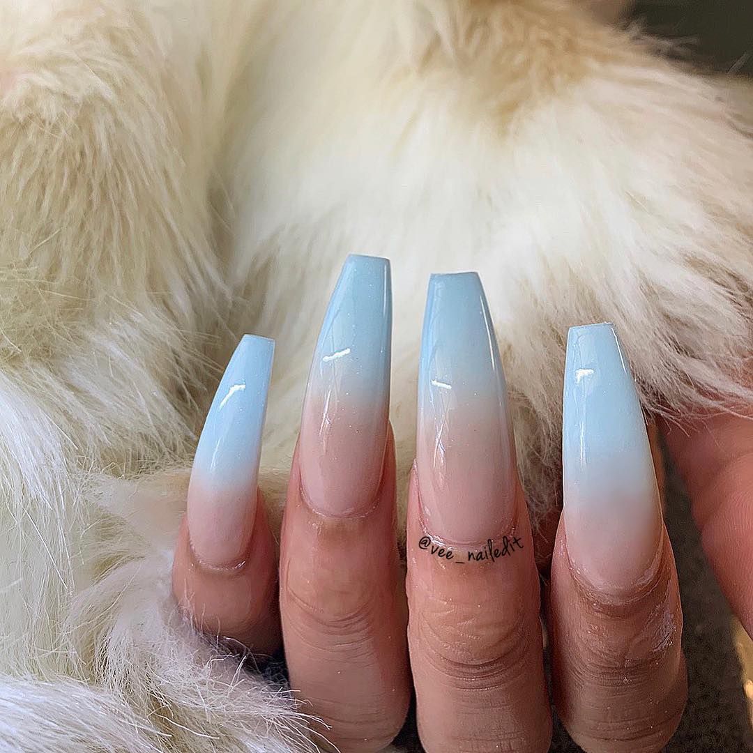 Long Coffin-Shaped Blue and White Ombre Nails