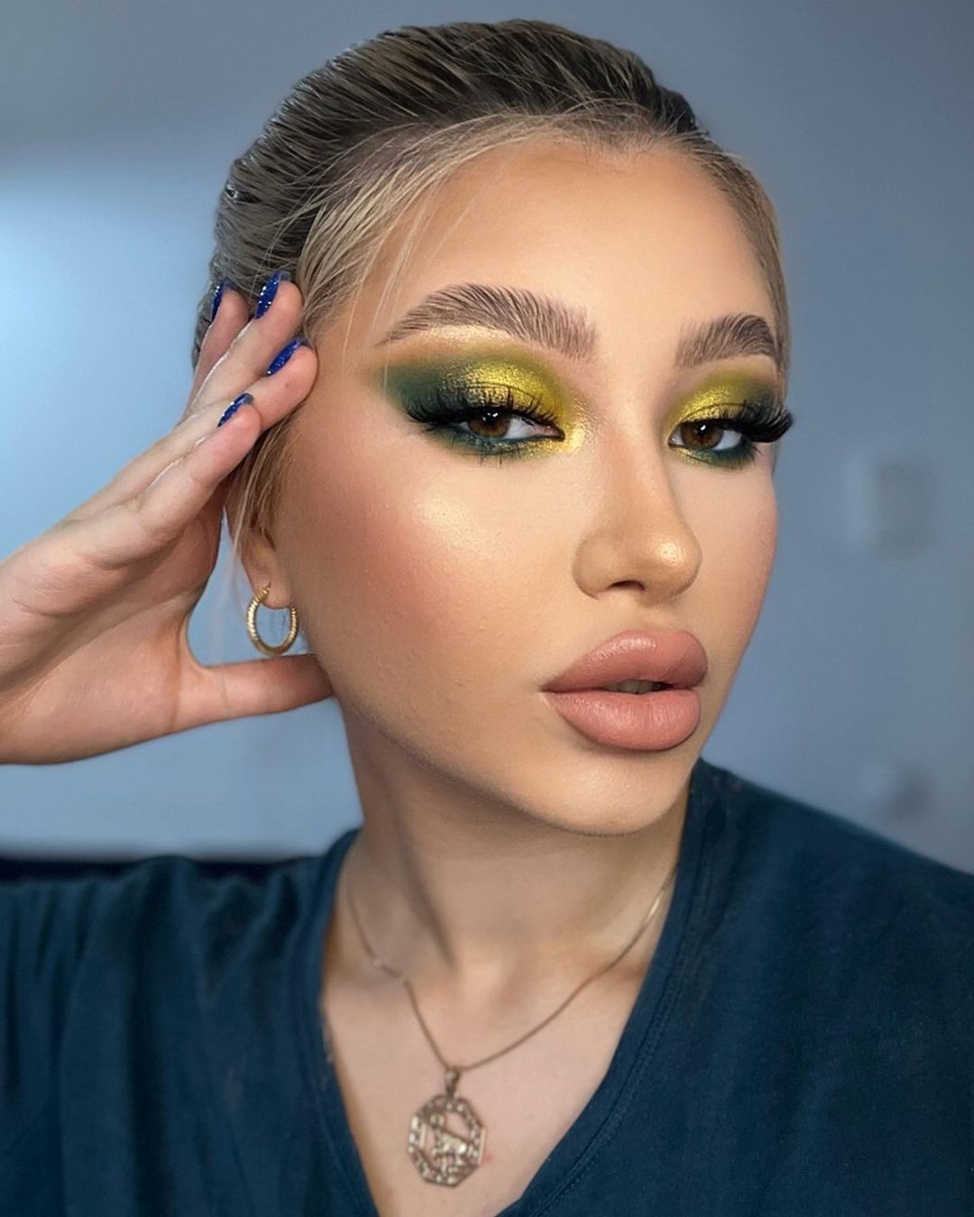 Green to Yellow Glitter Eye Makeup