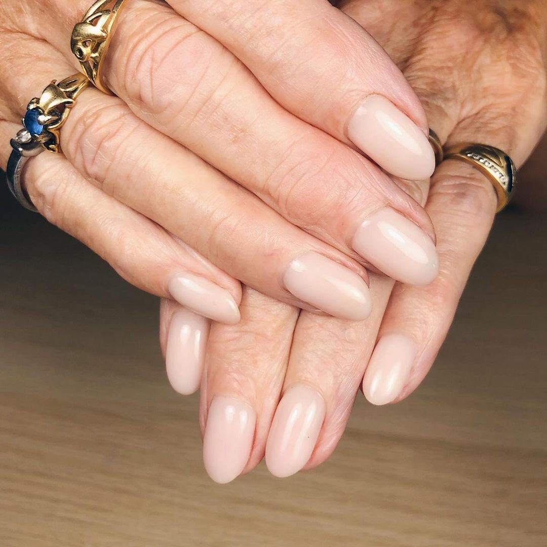 Refined and chic light nude nail style