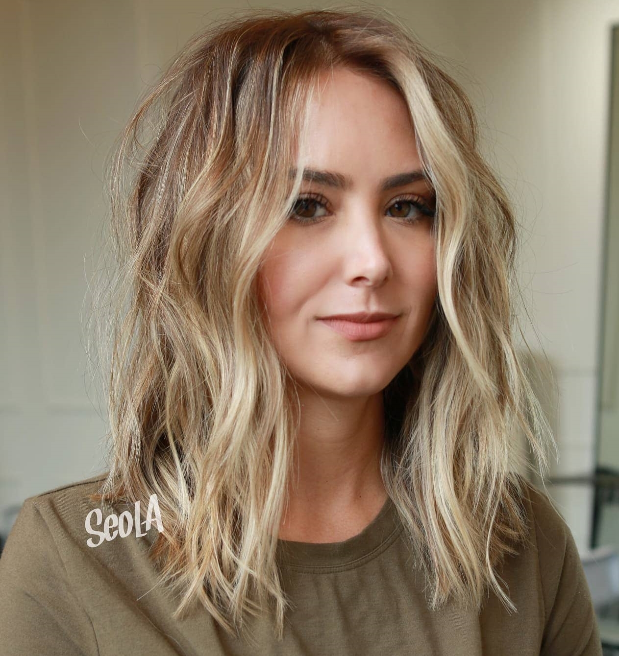 Inspiring Textured Lob Haircut