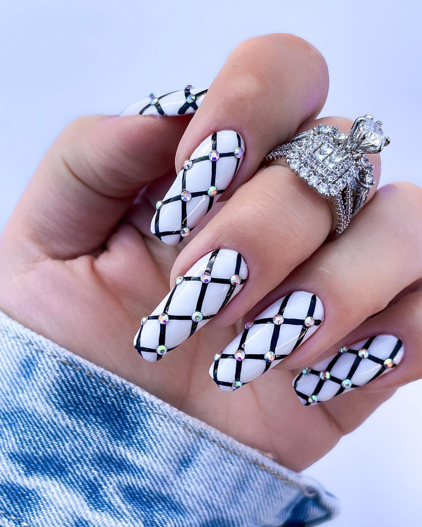 40 Stunning Geometric Nail Art Ideas You Must Try - Hairstylery