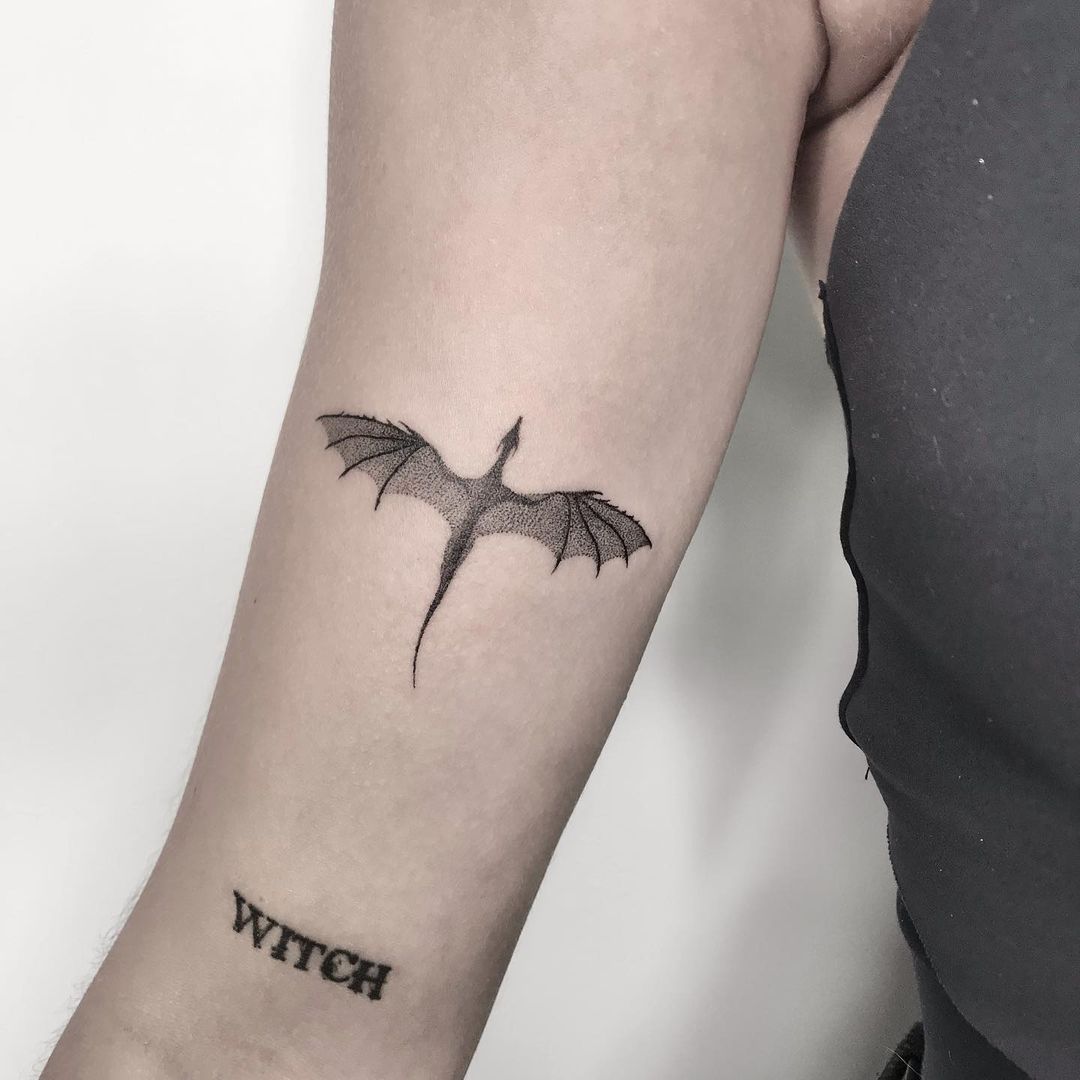 121 Minimalist Tattoo Ideas For FirstTimers  Bored Panda