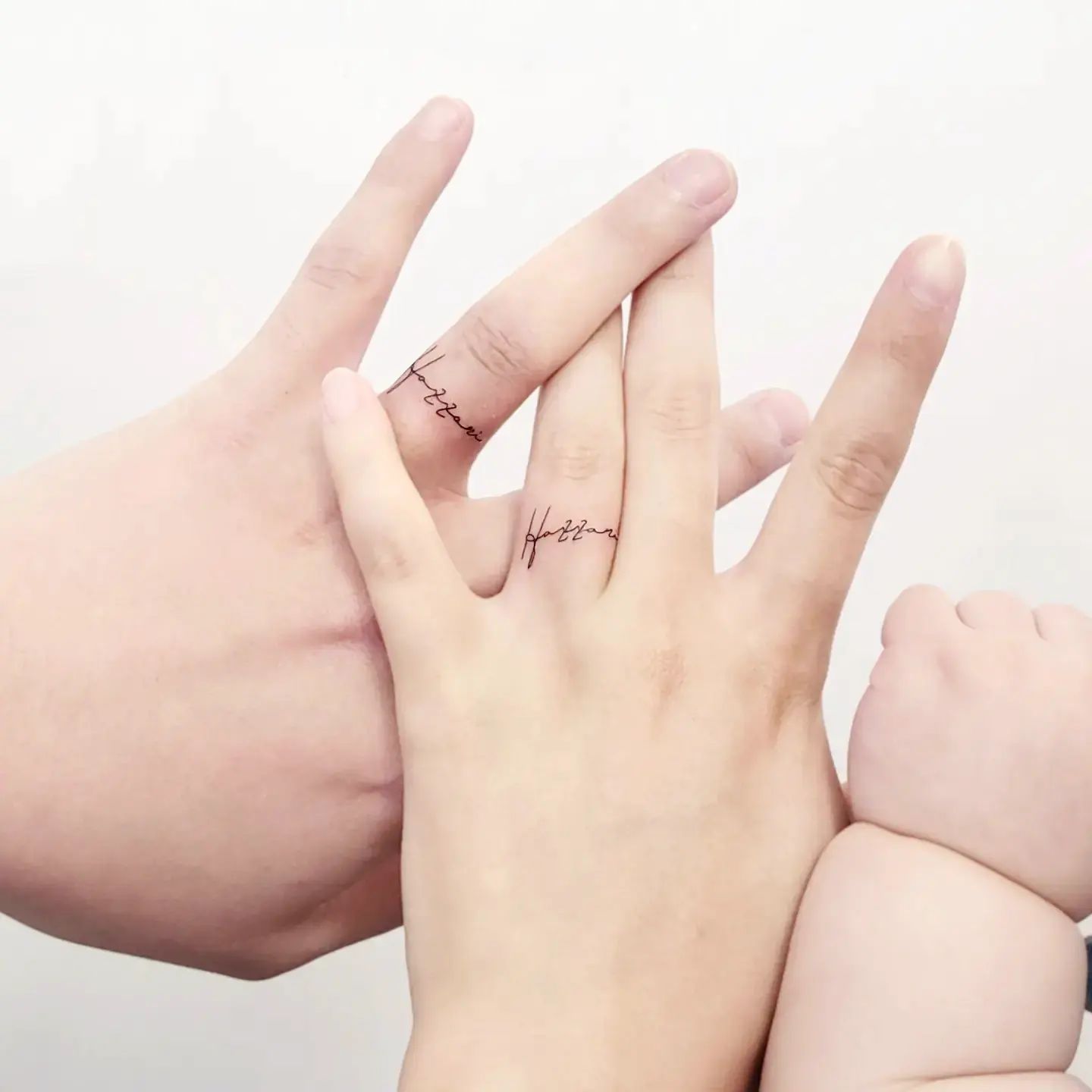 Married finger deals tattoos
