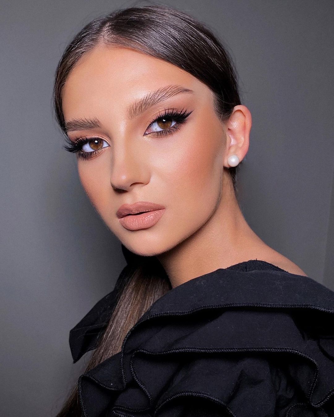 10 Best Makeup Looks  Ideas for a Black Dress