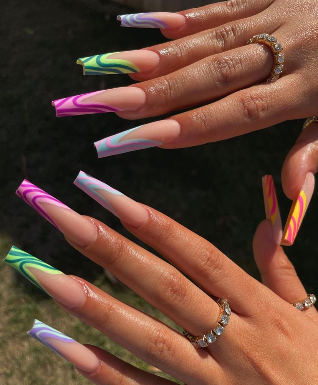 36 Outstanding Rainbow Nails to Brighten Up Your Day - Hairstylery