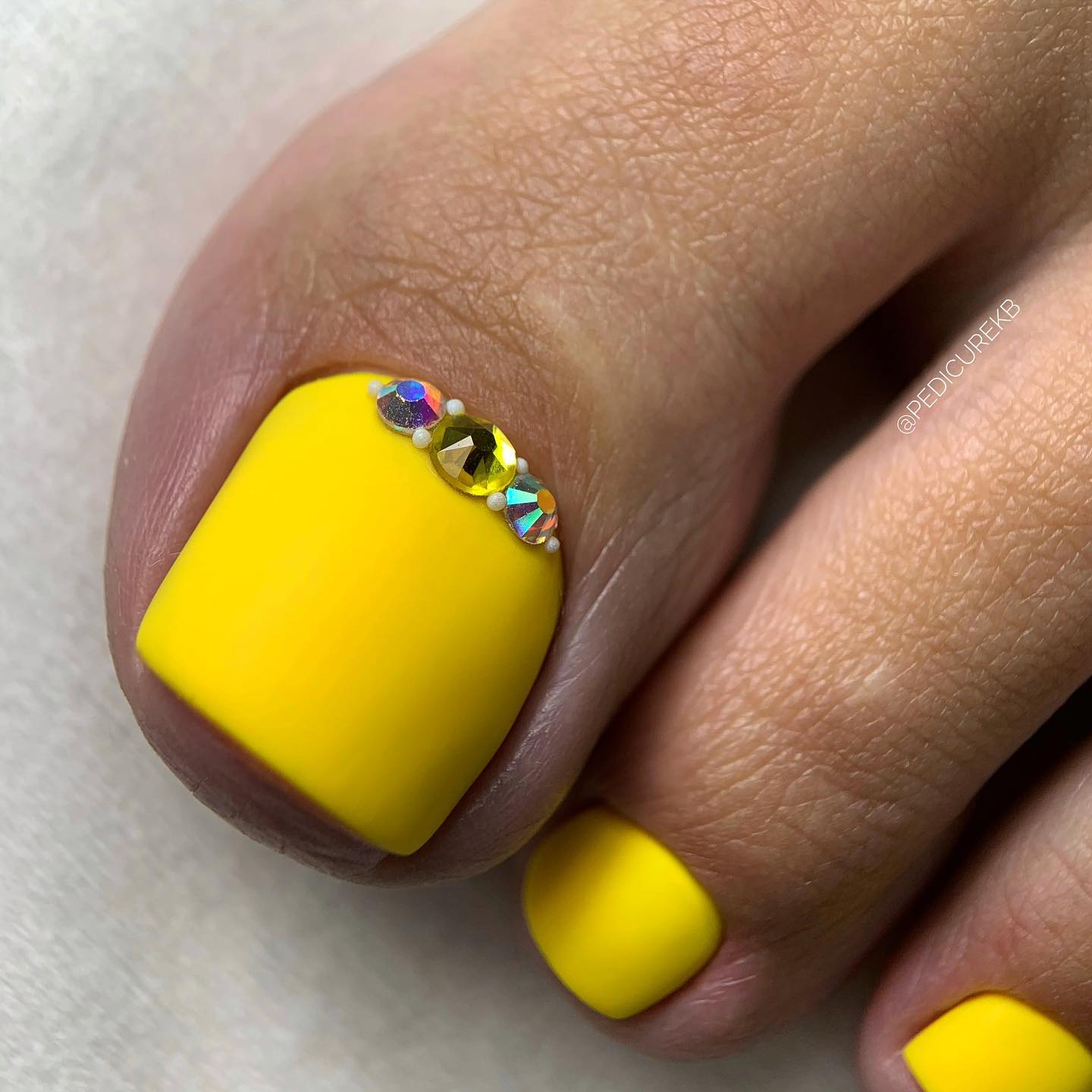 Matte Yellow Nails with Rhinestones on Big Toes