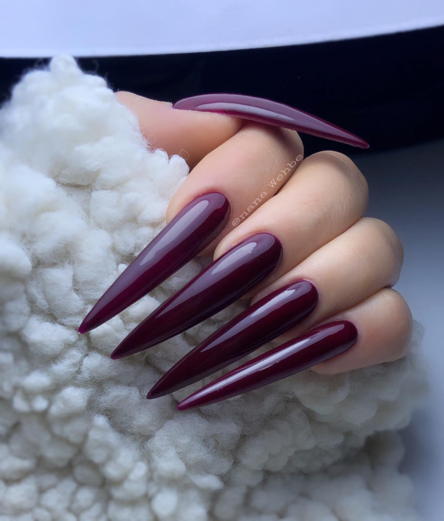 Long Stiletto Glossy Burgundy Nails