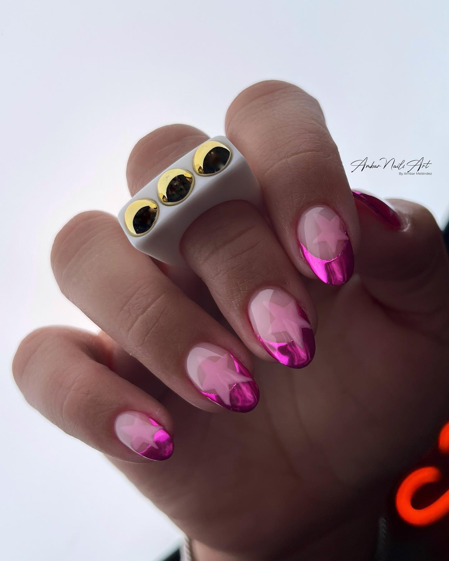 Short Round Nails with Pink Chrome Tips