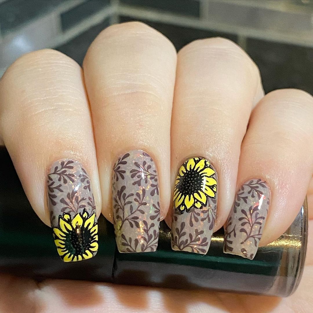 Coffin Sunflower Nails