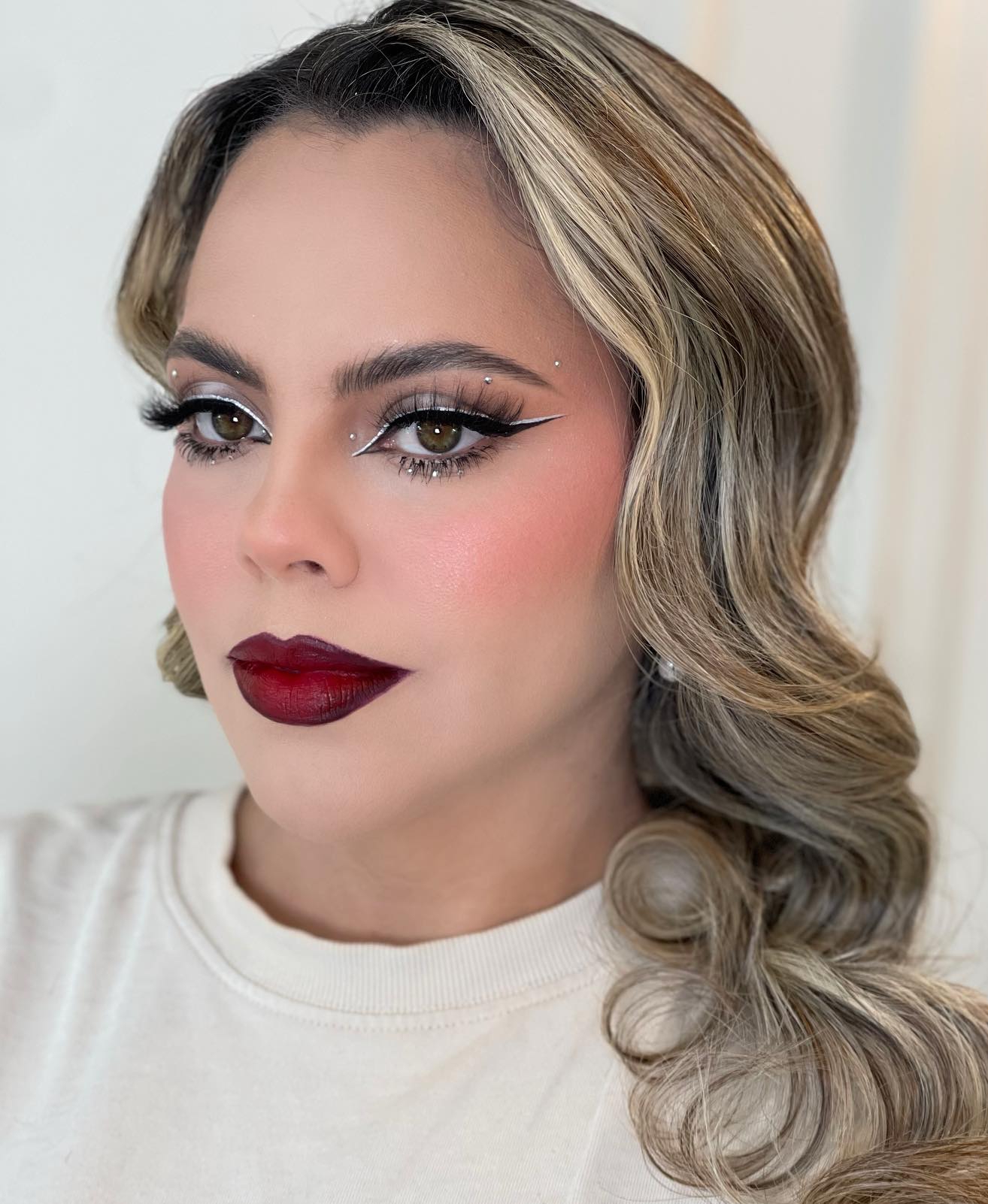 Dark Burgundy Ombre Lips with Black Contouring