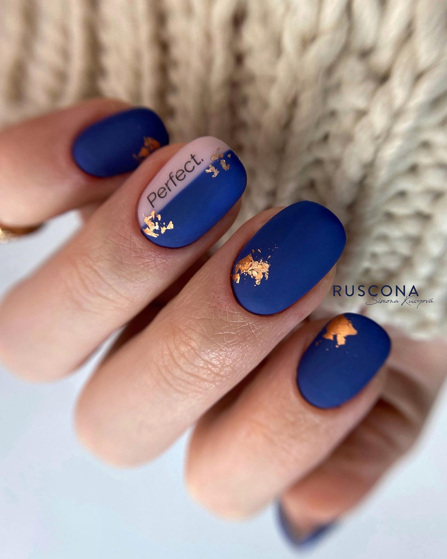Short Blue Matte Nails with Gold