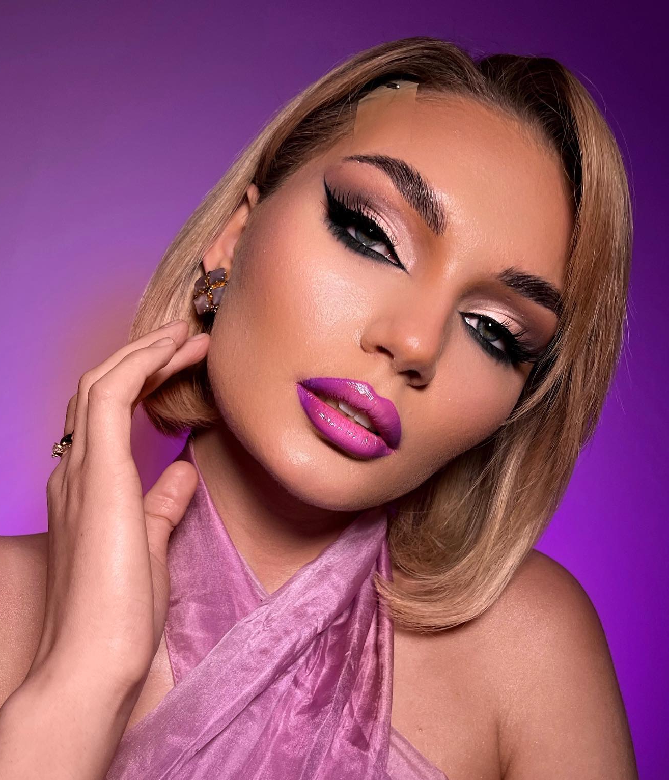 Pink Ombre Lips with Purple Contouring