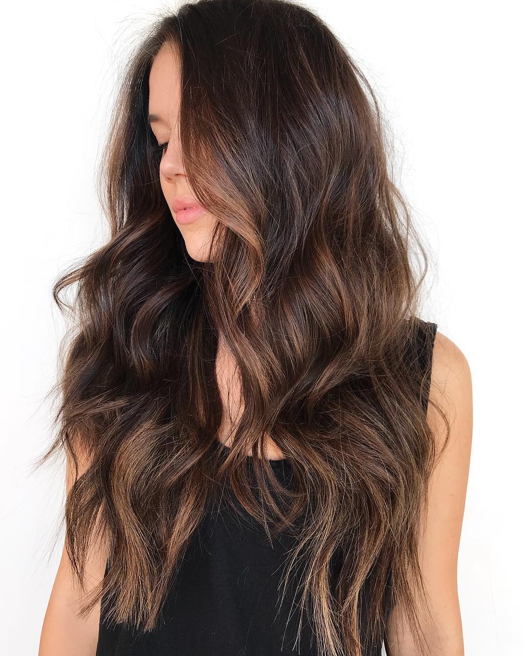 The Hottest Trends For Brown Hair With Highlights To Nail In