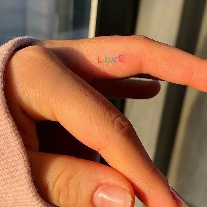 The Best Cute Small Tattoos For Winter With Strong Meanings Behind Them   Fashionisers
