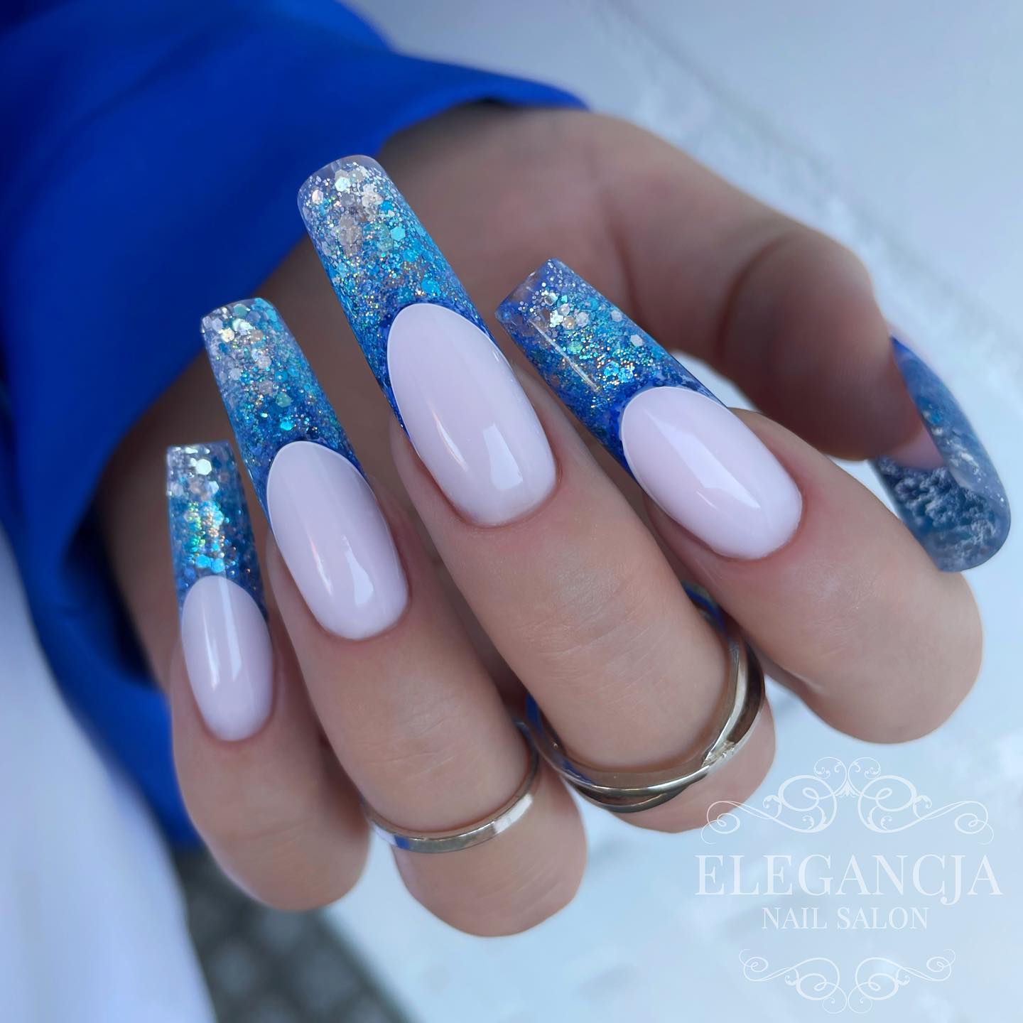 50 Christmas Nails Design Ideas for This Holiday Season - Hairstylery