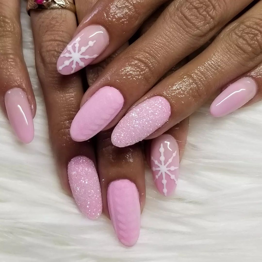 Sweet Pink Christmas Nails