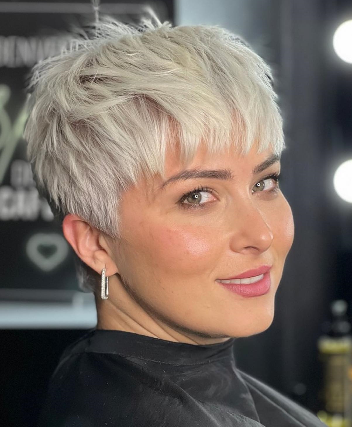 53 Textured Pixie Cut Ideas for a Messy Modern Look