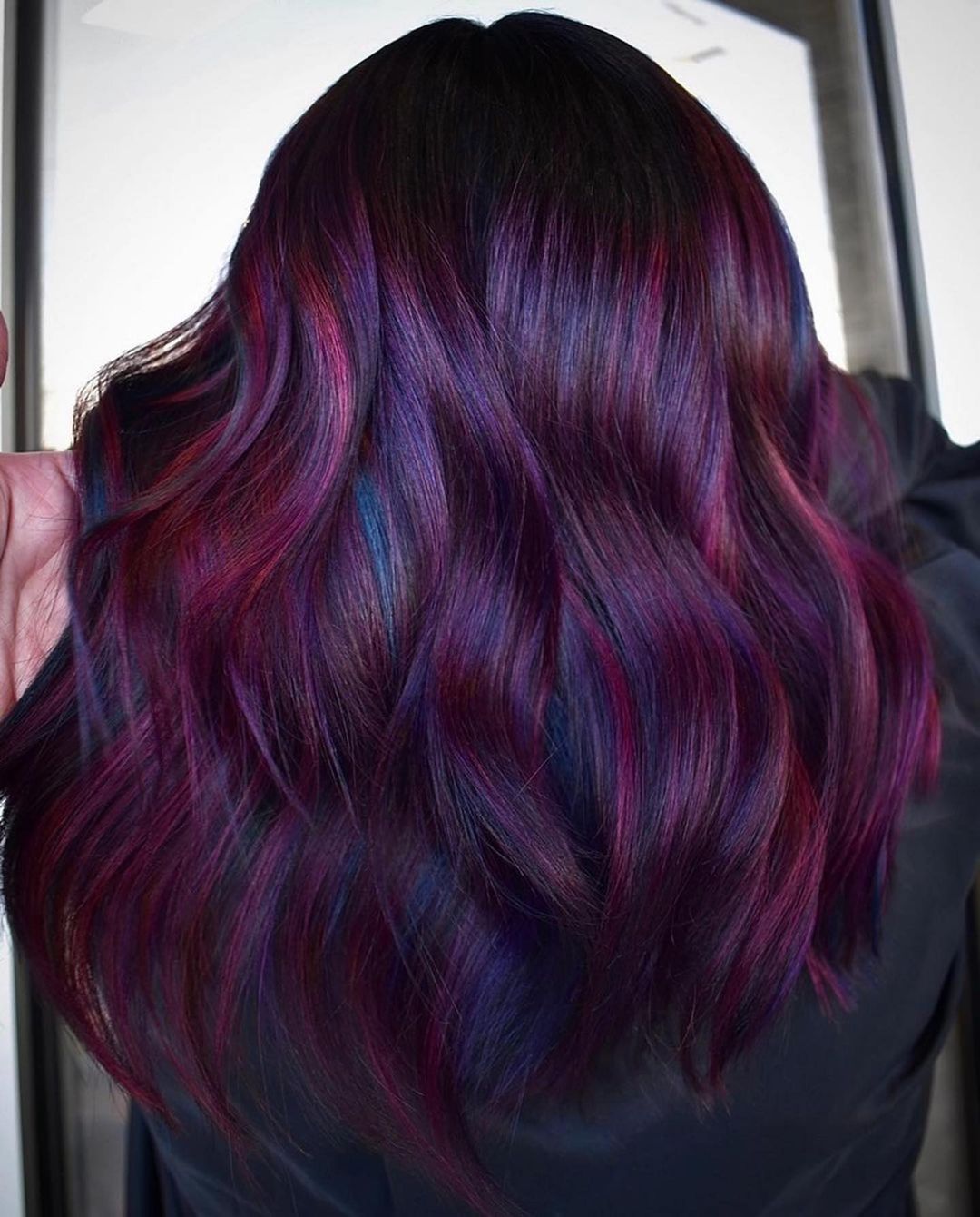 32 Cool Dark Red Hair Ideas to Take Straight to Your Stylist - Hairstylery