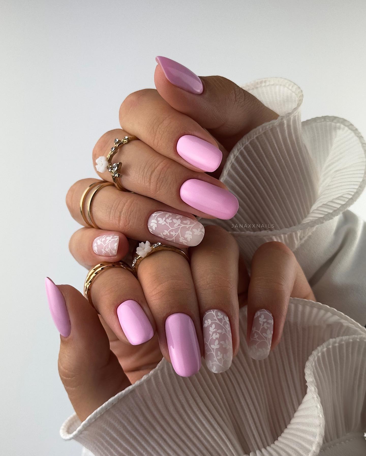 Square Oval Pink Nails