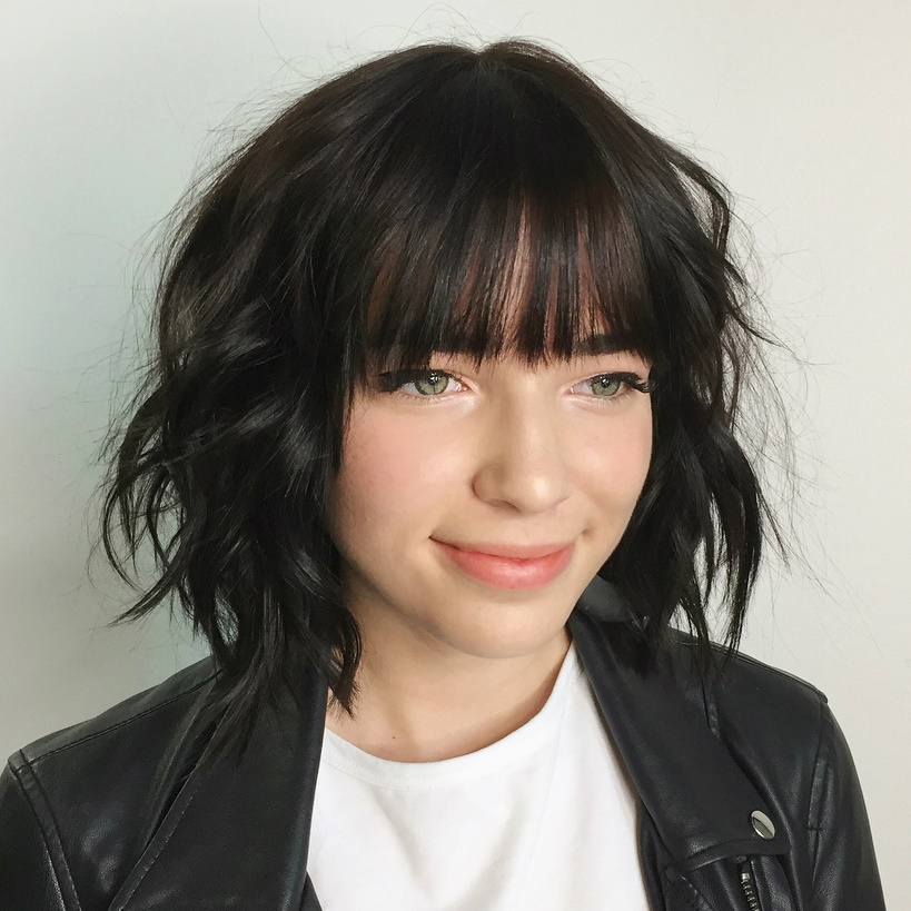 Textured Wavy Bob With A Fringe