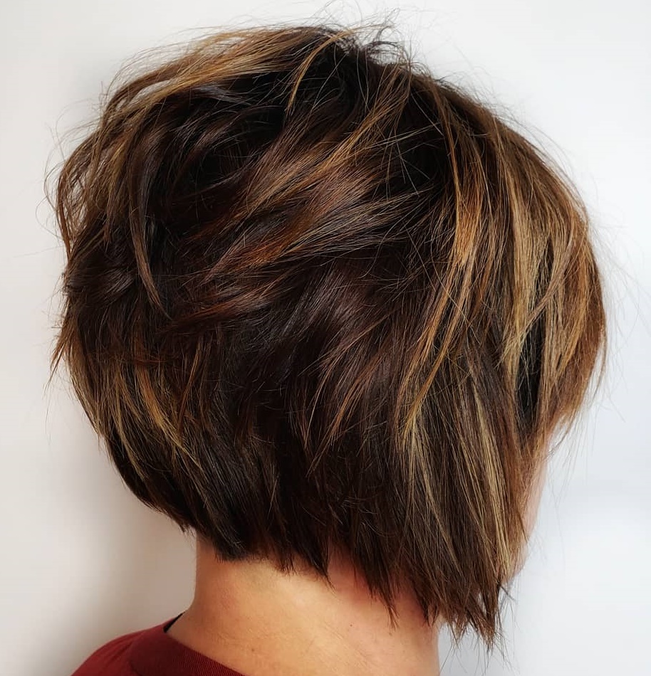 25 Unrivaled Layered Bob Hairstyles for Women Over 50