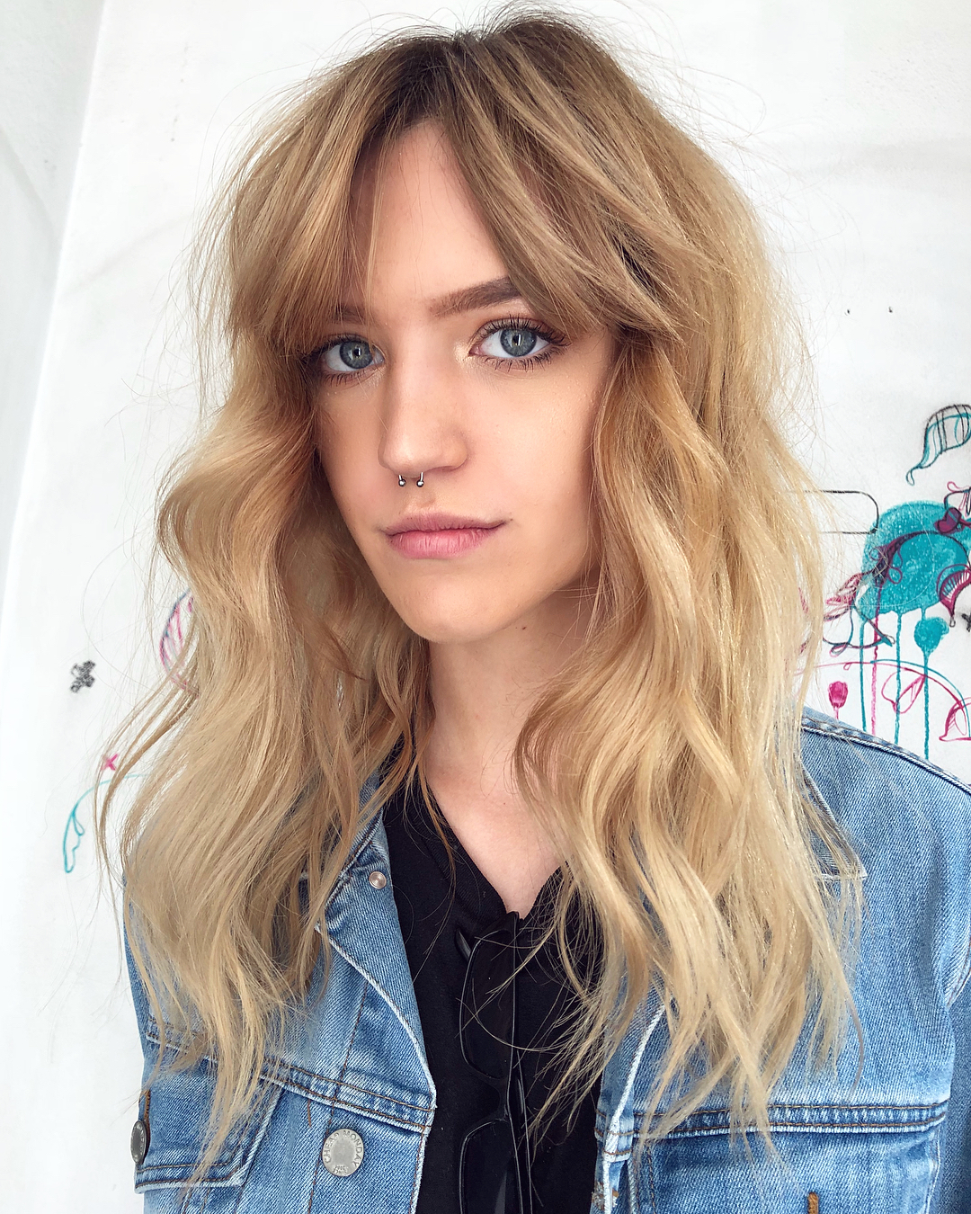 35 Instagram Popular Ways to Pull Off Long Hair with Bangs in 2022