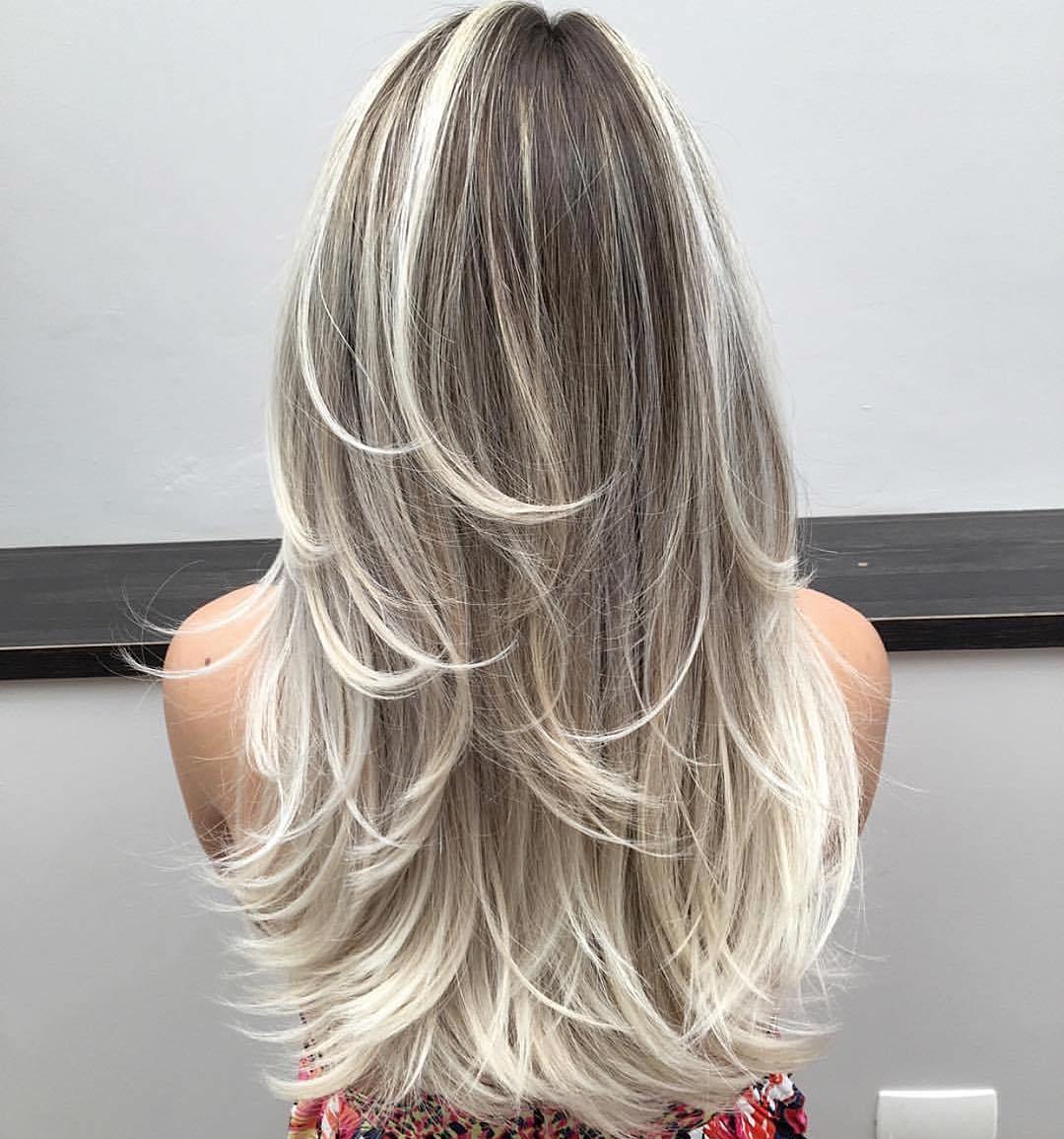 Long Layered Dishwater Blonde Hair With Highlights